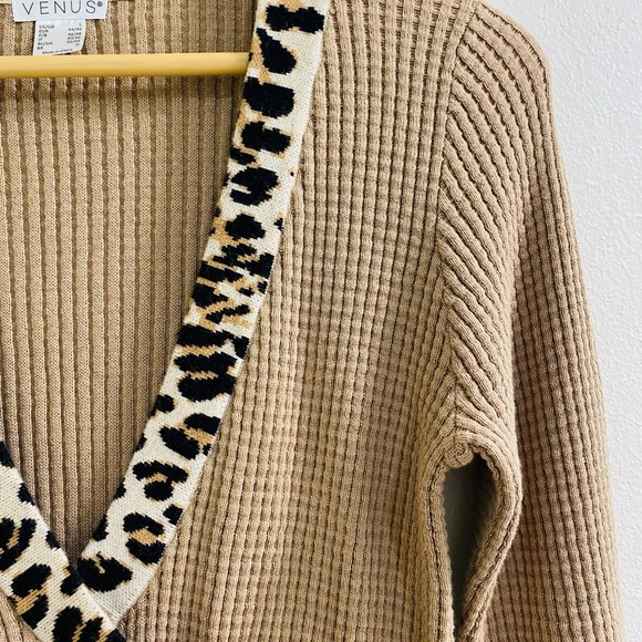 VENUS Tan Sweater with Leopard Print Trim Size Large - Picture 3 of 7